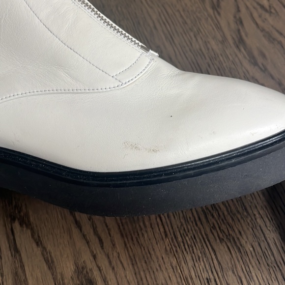 Stuart Weeitzman combat boot US 7 - Picture 3 of 4